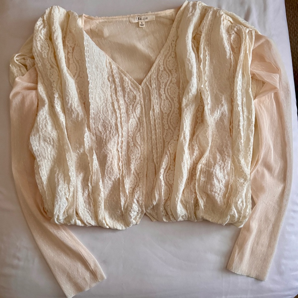 Oli & Hali Cream Lace Blouse top shirt size small
